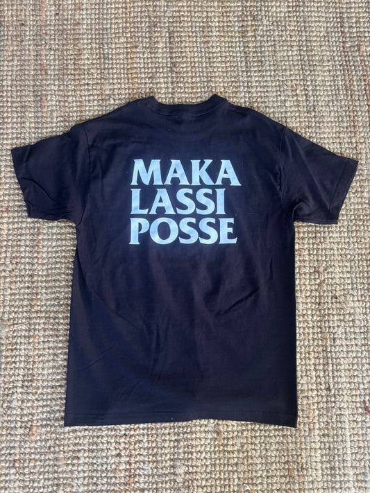 Maka Lassi Posse OG Print Tee: Black
